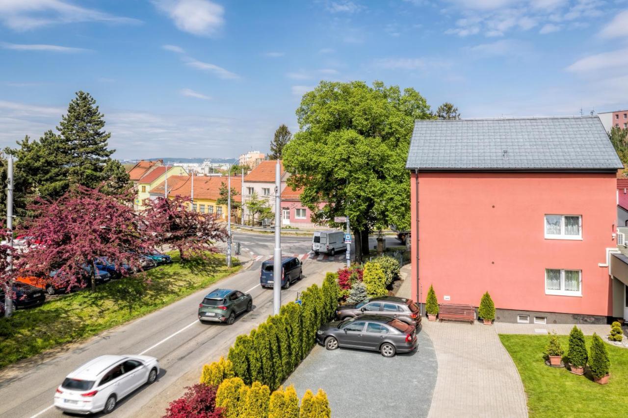 Elendris - Ubytovani U Kostela Brno Eksteriør billede